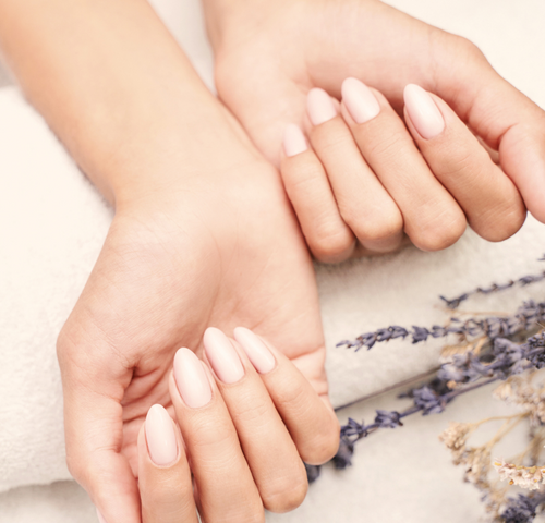 nails-nude.png